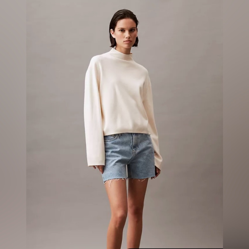 Calvin Klein Super High Rise 90’s Fit Petite Size 29P NWT
